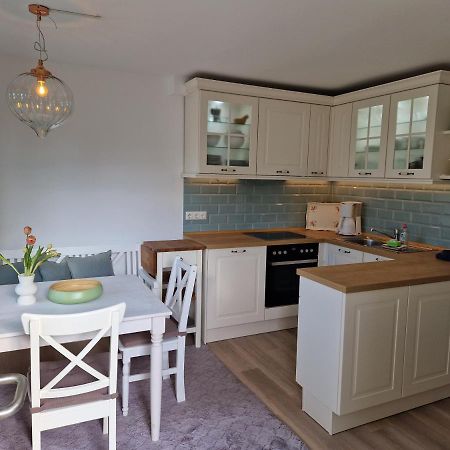 Ferienwohnung Duene Mit Kamin Und 2 Baedern In Boltenhagen エクステリア 写真
