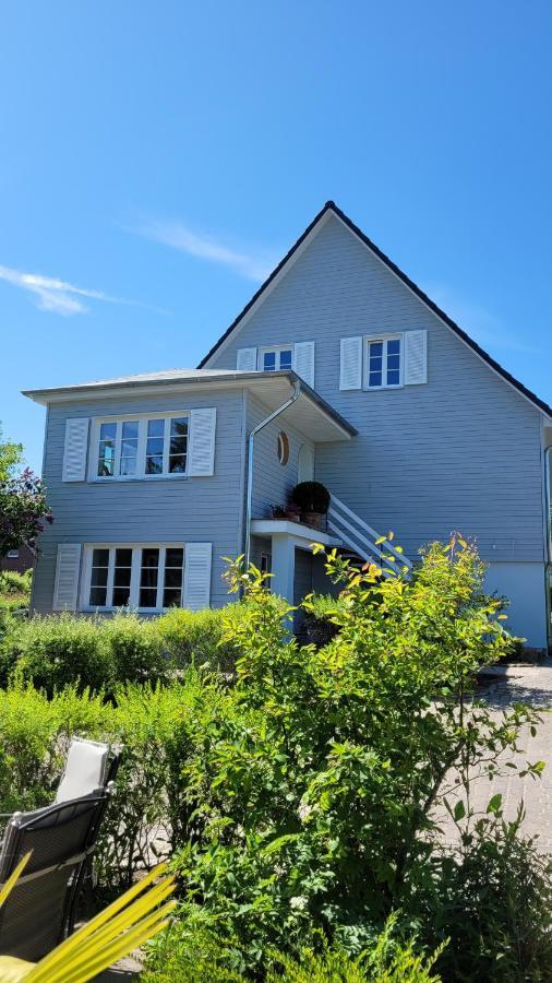 Ferienwohnung Duene Mit Kamin Und 2 Baedern In Boltenhagen エクステリア 写真
