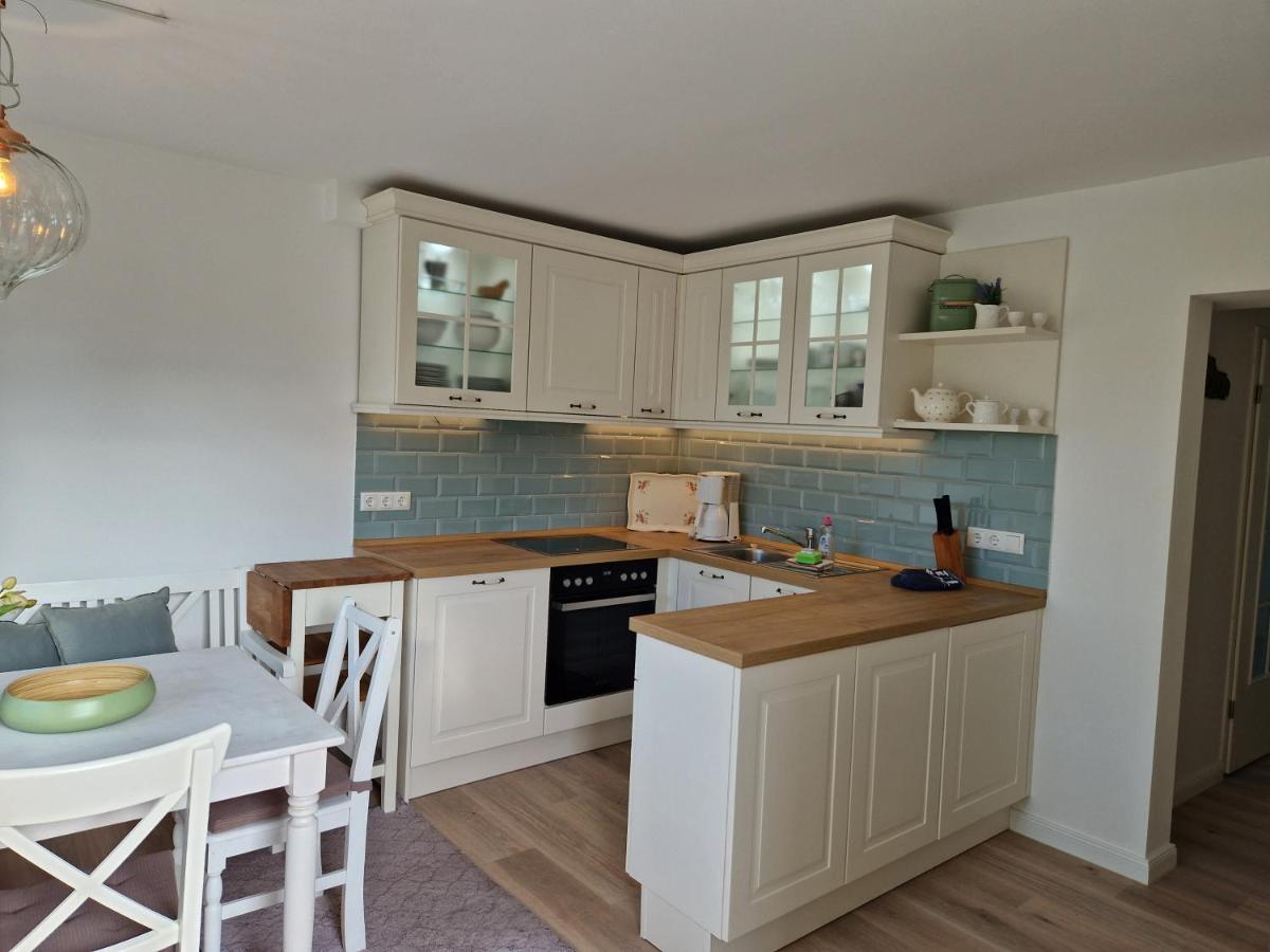 Ferienwohnung Duene Mit Kamin Und 2 Baedern In Boltenhagen エクステリア 写真