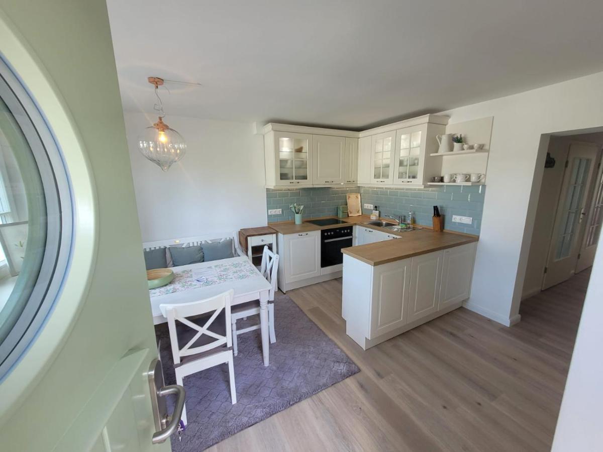 Ferienwohnung Duene Mit Kamin Und 2 Baedern In Boltenhagen エクステリア 写真